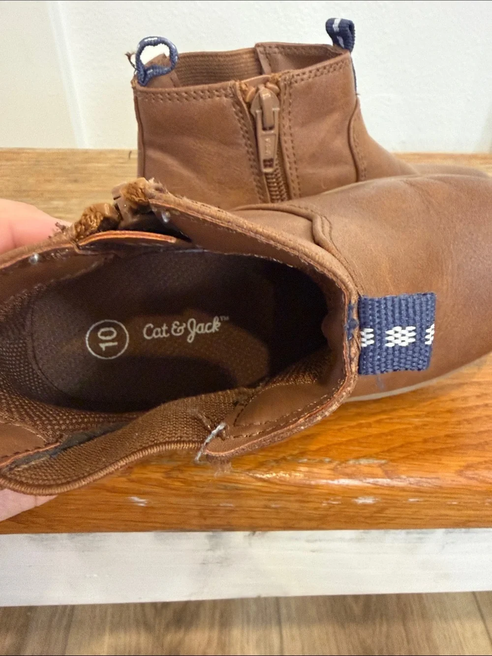 Cat & Jack Toddler Chelsea Boots Size 10